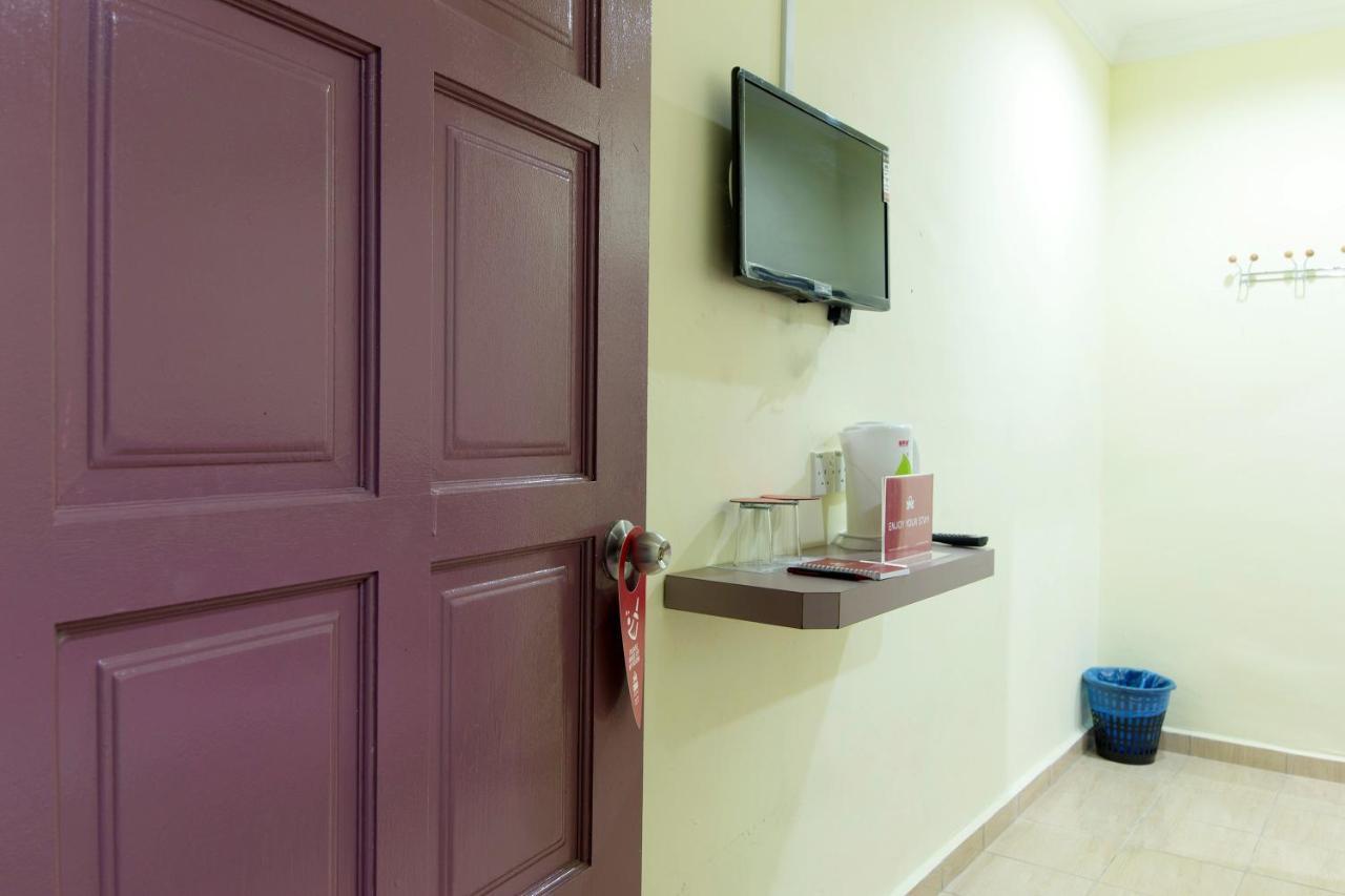 Kampung Guest House بانتايْ تْشينانغ المظهر الخارجي الصورة